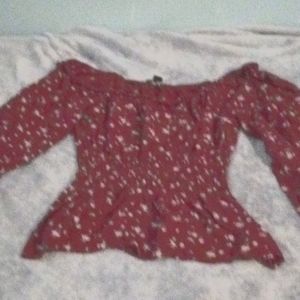 American Eagle small burgundy long sleeve